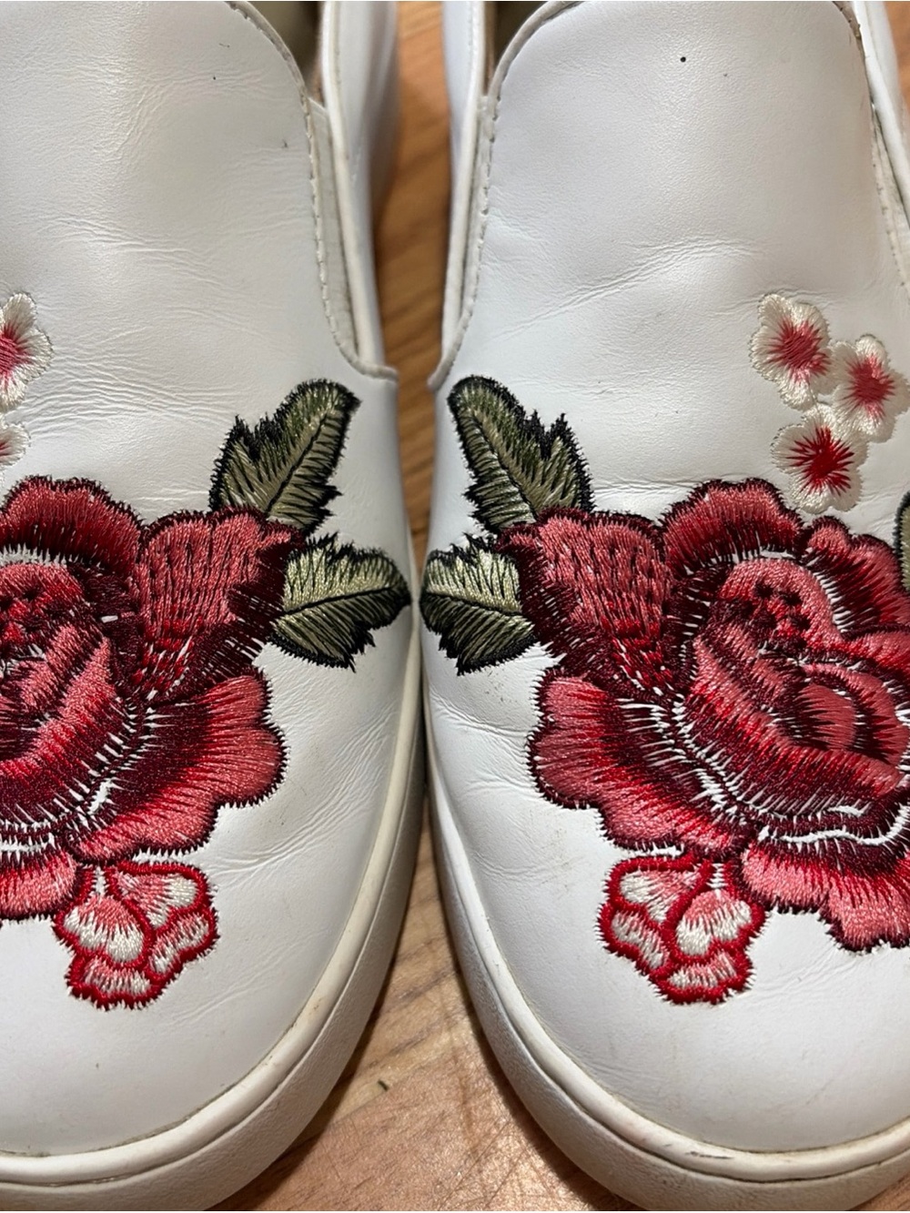 Vionic White Slip-On Sneakers with Red Rose Embroidery